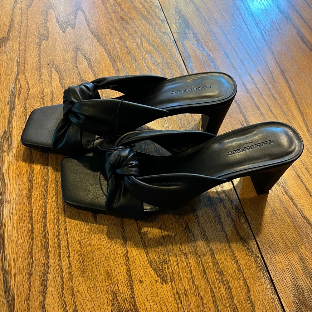 Banana Republic Black Dress Sandals